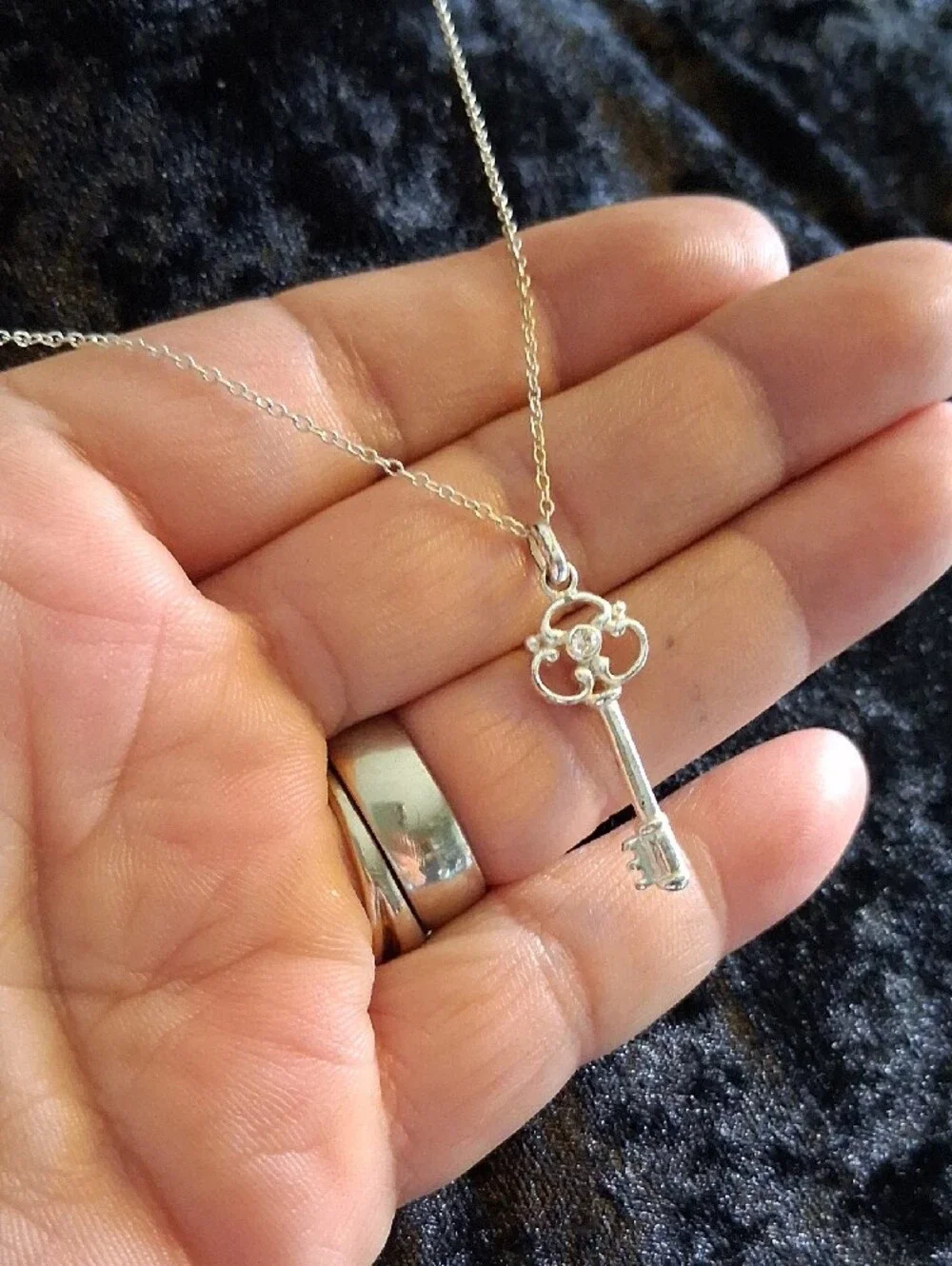 Sterling Silver 925 Crown Key Pendant W Genuine Diamond Center Necklace 22 In - Picture 5 of 14